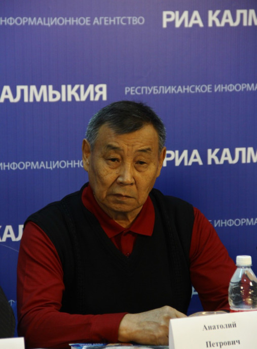 &laquo;Лауреат Всероссийской премии им. Н. Н. Озерова&raquo;: к 80-летию Лактионова Анатолия Петровича