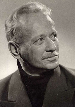 Михаил Шолохов – философия жизни и идеология: к 115-летию со дня рождения (1905 – 1984) Михаил Шолохов – философия жизни и идеология: к 115-летию со дня рождения (1905 – 1984)