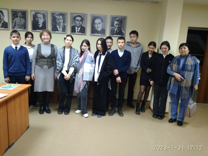 Экскурсия в литературный музей имени Давида Кугультинова Экскурсия в литературный музей имени Давида Кугультинова