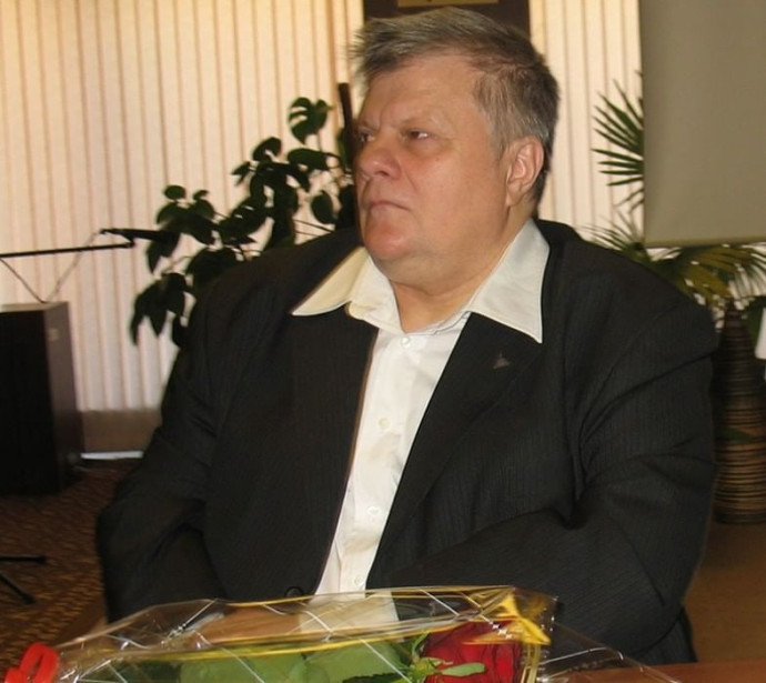 БРЕДУ ПО ЗАПАХАМ И ЗВУКАМ: к 65-летию главного редактора журнала Всероссийского общества слепых &laquo;Наша жизнь&raquo; В. Д. Бухтиярова